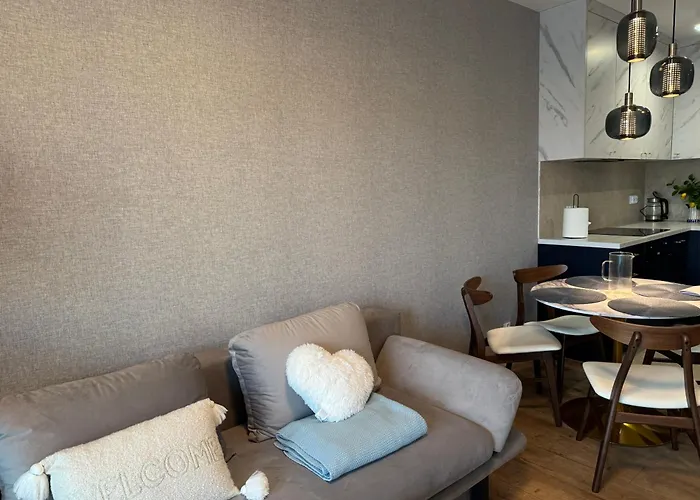 4summer Salt Parking W Cenie, Stylowe Elegnackie Mieszkanie