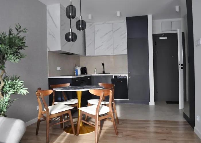 4summer Salt Parking W Cenie, Stylowe Elegnackie Mieszkanie